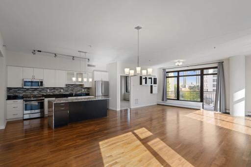 1120 S 2nd Street, 201, Minneapolis, MN 55415