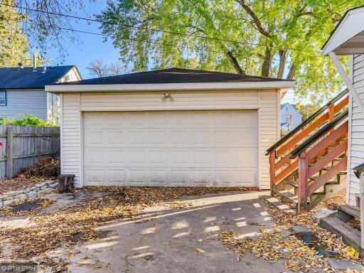 824 Lowry Avenue NE, Minneapolis, MN 55418