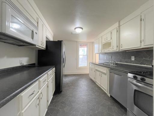 824 Lowry Avenue NE, Minneapolis, MN 55418