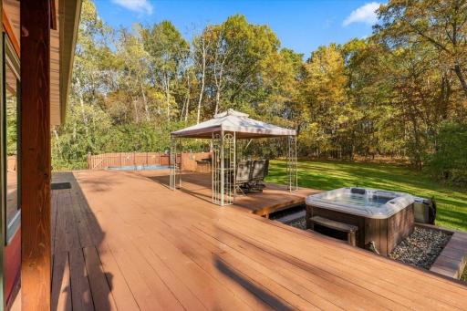 317 Sherwood Forest, River Falls, WI 54022