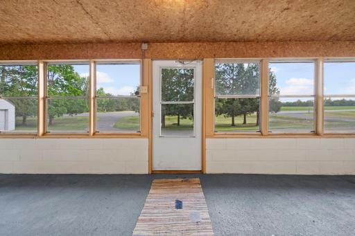 3063 325th Avenue NW, Cambridge, MN 55008