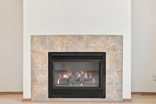 26-web-or-mls-11679_Langford_Circle_Burnsville_037.jpg