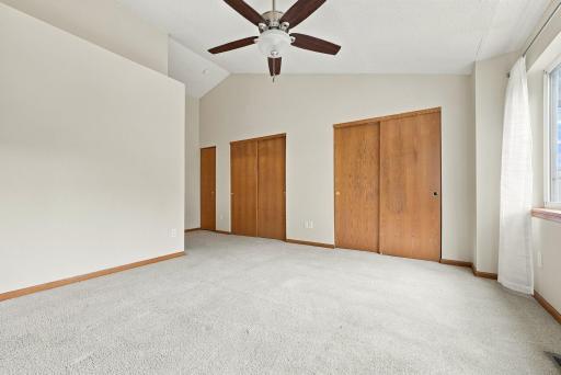 29-web-or-mls-11679_Langford_Circle_Burnsville_026.jpg