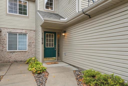 8-web-or-mls-11679_Langford_Circle_Burnsville_032.jpg