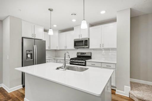 1218 Upper 142nd Street E, Rosemount, MN 55068