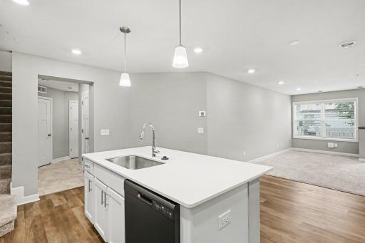 1218 Upper 142nd Street E, Rosemount, MN 55068