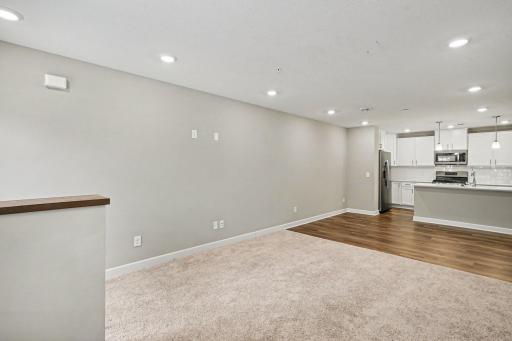 1218 Upper 142nd Street E, Rosemount, MN 55068