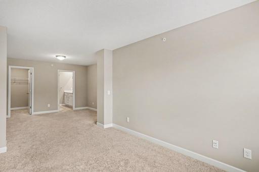 1218 Upper 142nd Street E, Rosemount, MN 55068