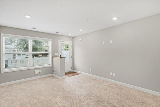 1218 Upper 142nd Street E, Rosemount, MN 55068