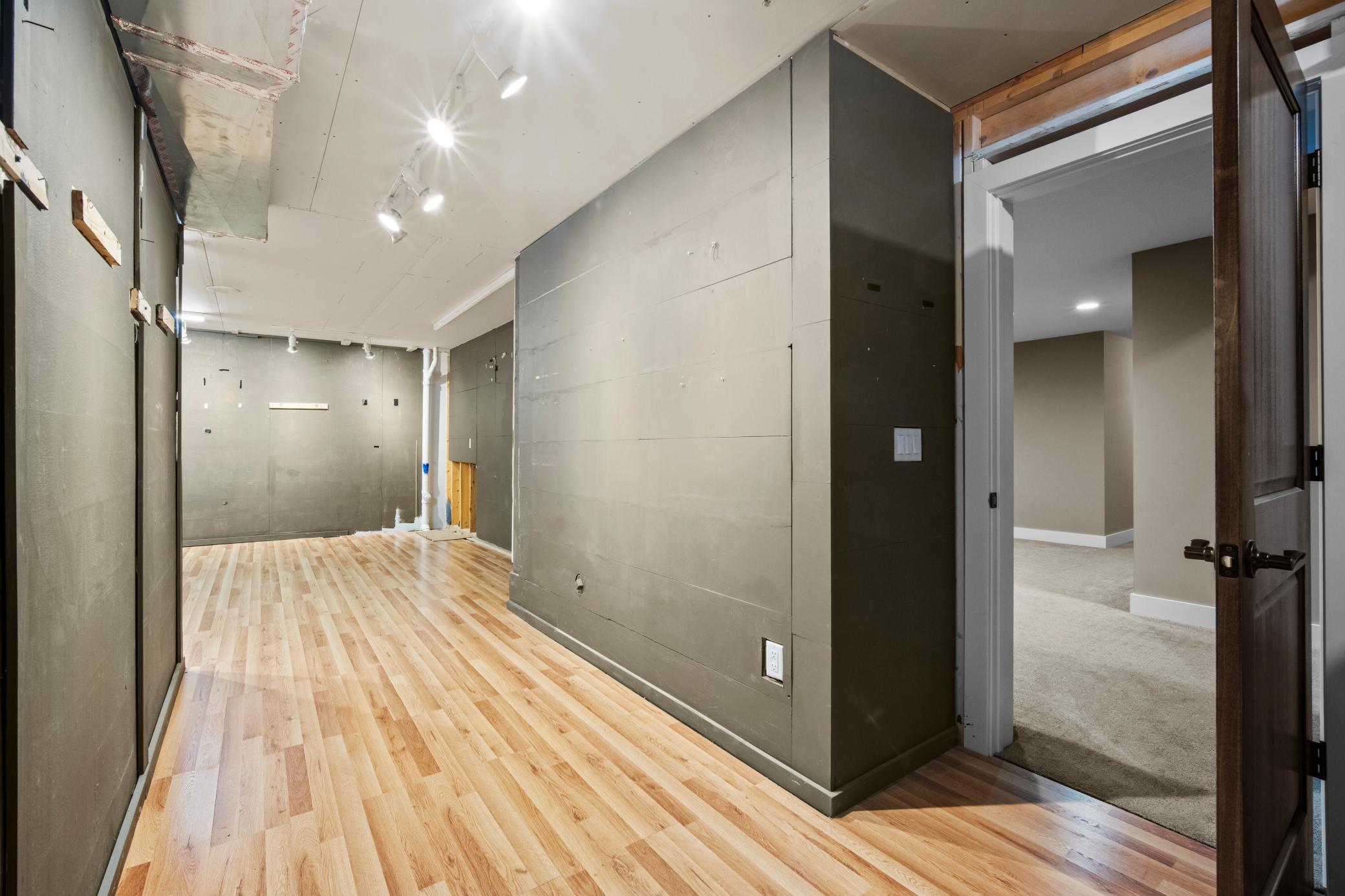 Previous owner was an artist and utilized this space to create