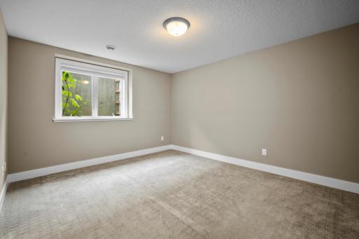 11339 Wildflower Drive N, Lake Elmo, MN 55042