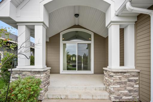 11339 Wildflower Drive N, Lake Elmo, MN 55042