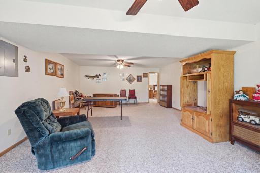 2209 58th Street NW, Rochester, MN 55901