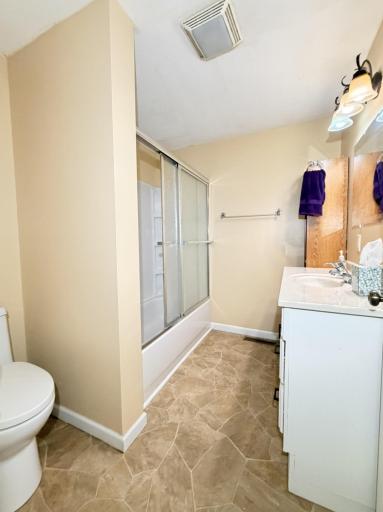 211 E Luella Street, Le Roy, MN 55951