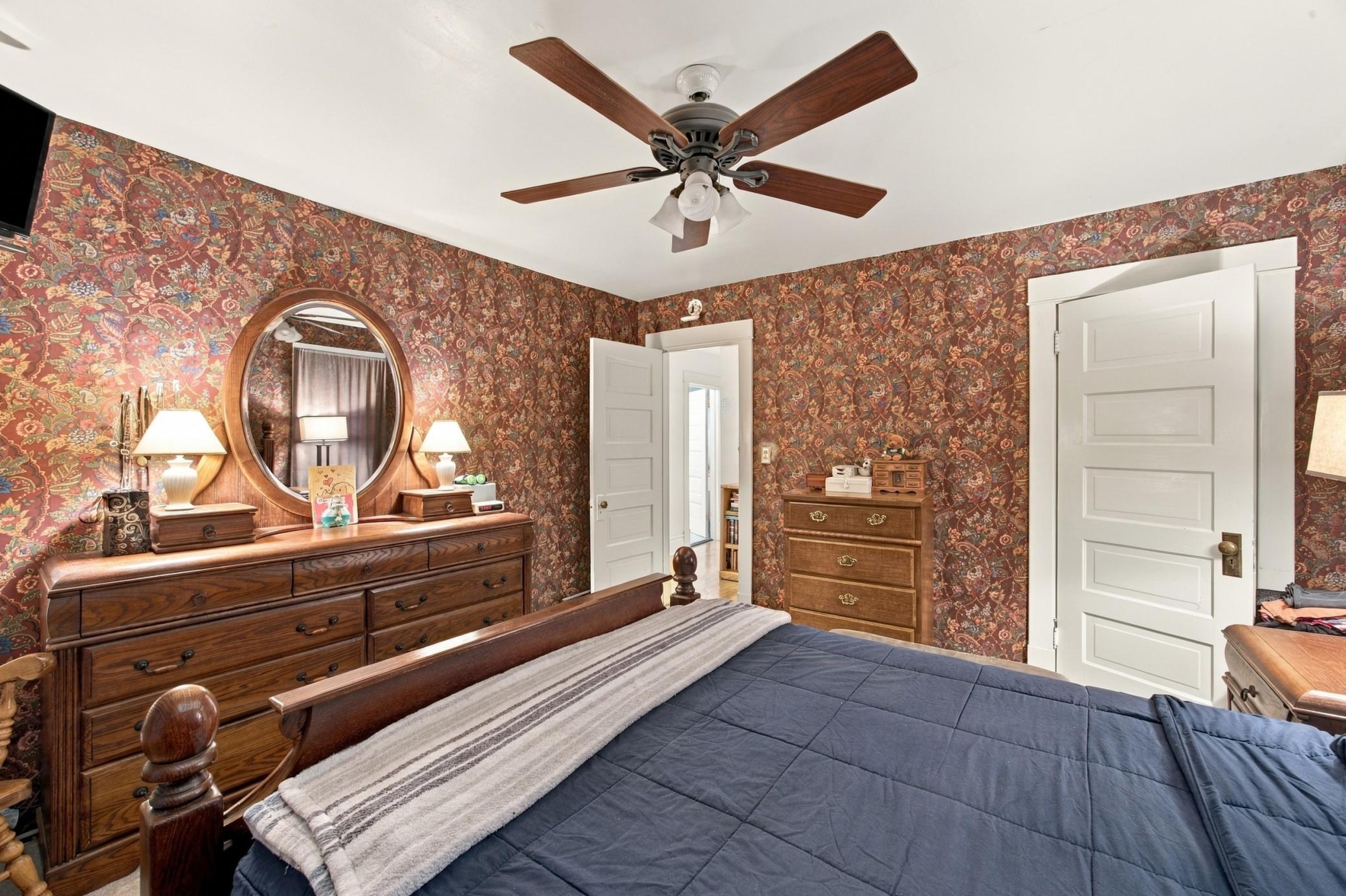 Primary Bedroom(UP)