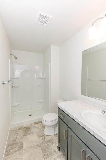 2506 Fulton Loop S, Fargo, ND 58104