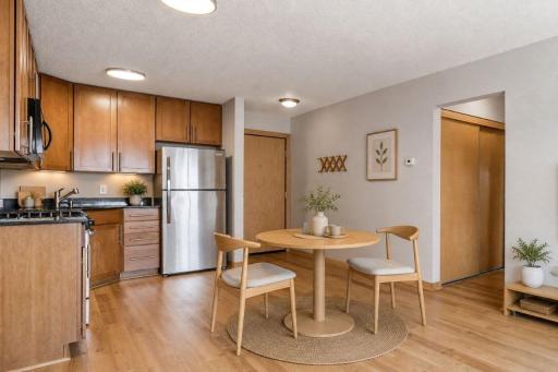 2532 1st Avenue S, S301, Minneapolis, MN 55404