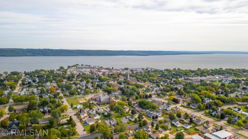 221 N 9th Street, Lake City, MN 55041