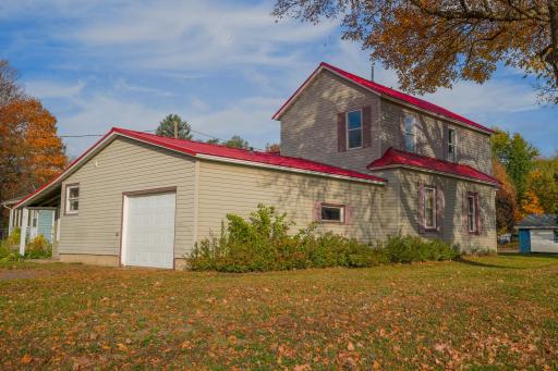616 E Butternut Avenue, Luck, WI 54853