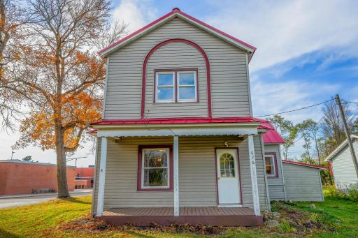 616 E Butternut Avenue, Luck, WI 54853