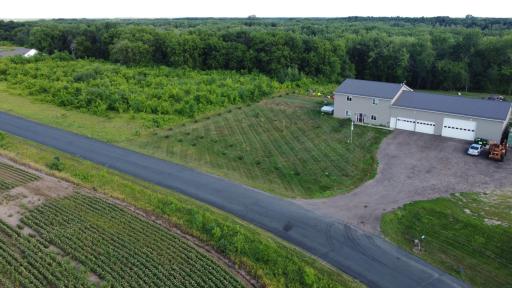 2818 337th Lane NW, Cambridge, MN 55008