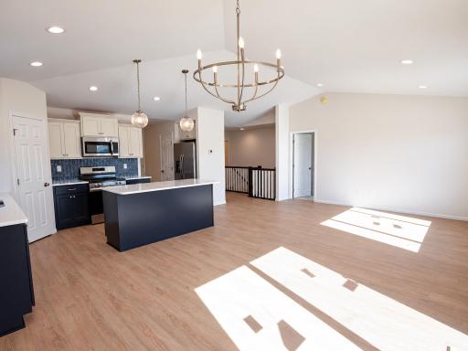 6013 80 Avenue S, Horace, ND 58104