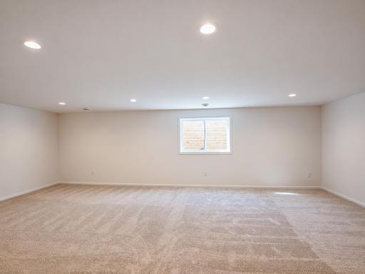 6013 80 Avenue S, Horace, ND 58104