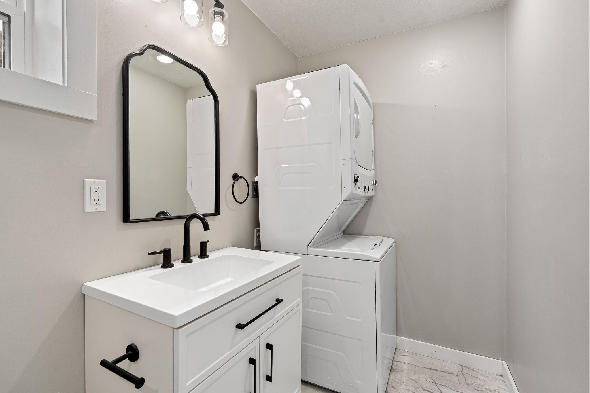 26-web-or-mls-1031-s-cedar-ave.jpg