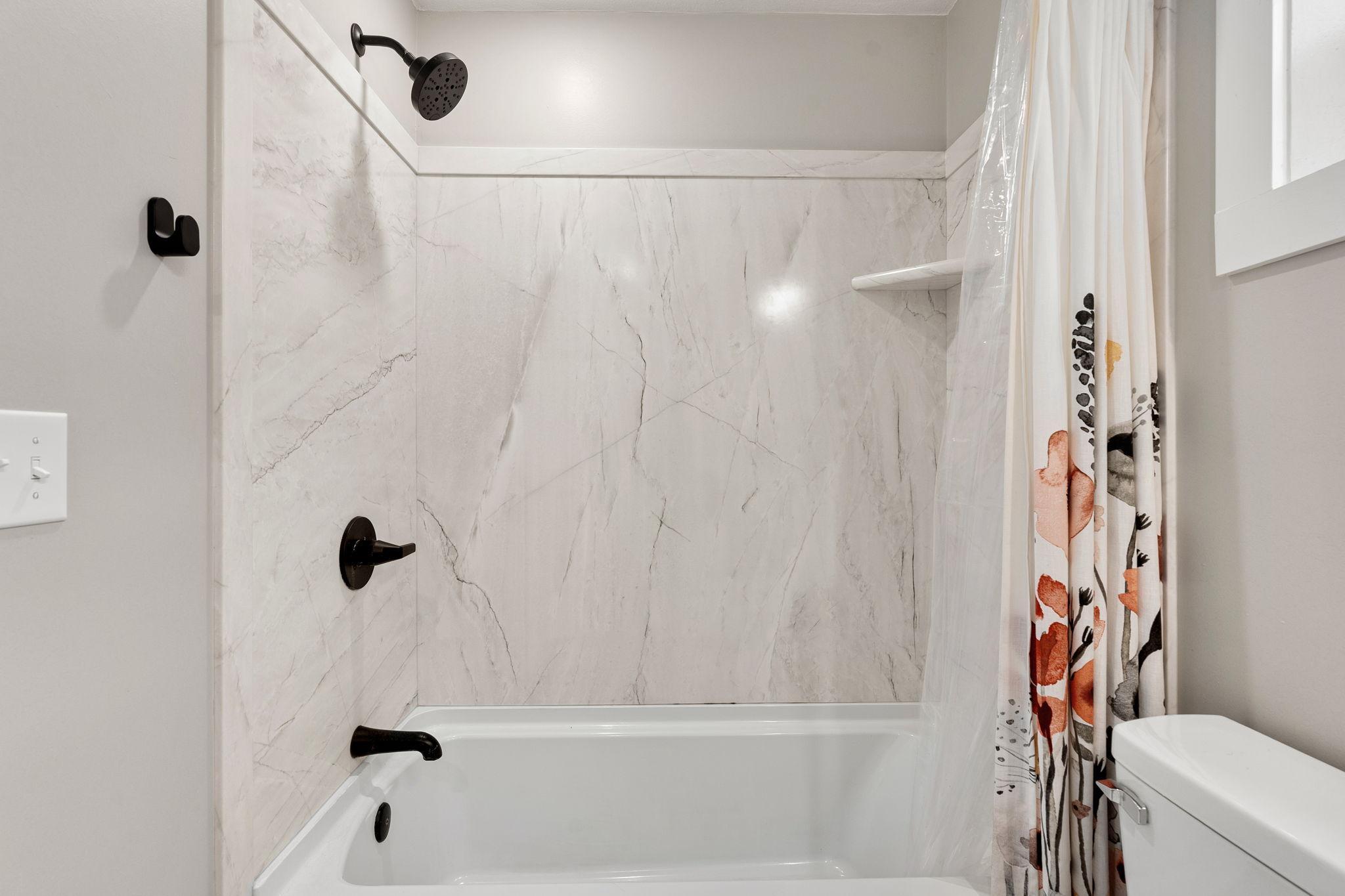 25-web-or-mls-1031-s-cedar-ave.jpg