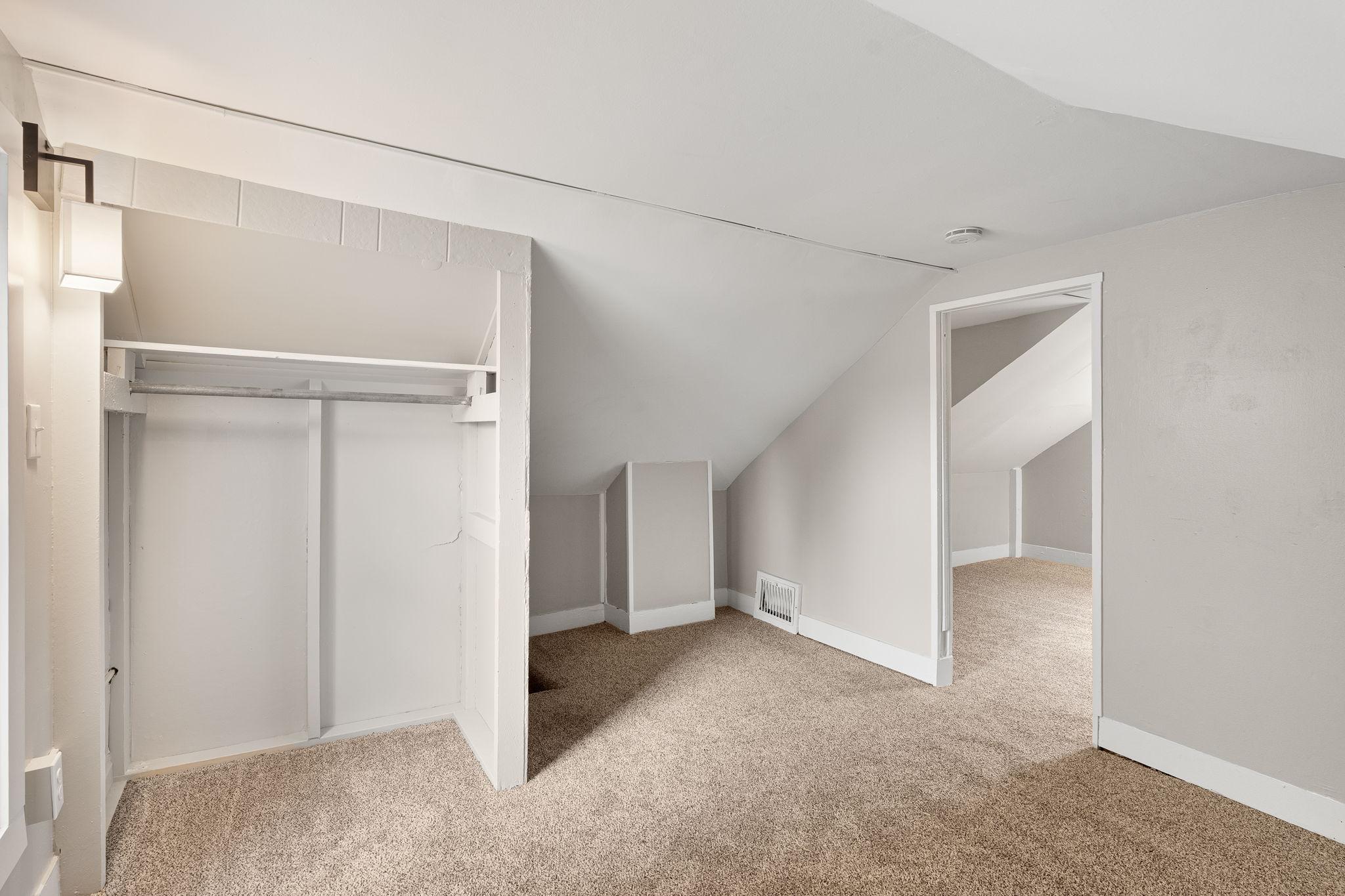 31-web-or-mls-1031-s-cedar-ave.jpg