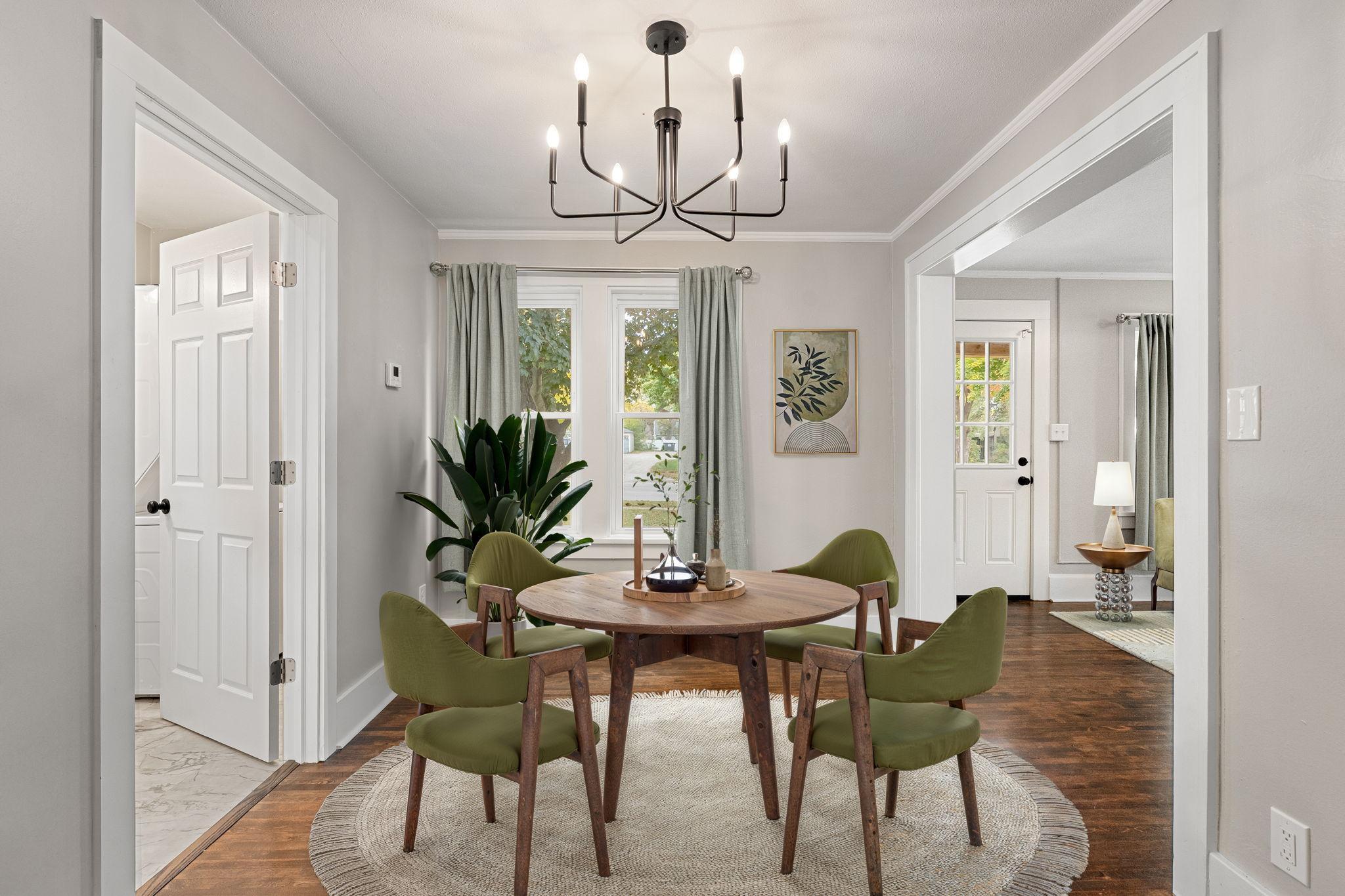 20-web-or-mls-1031-s-cedar-ave.jpeg