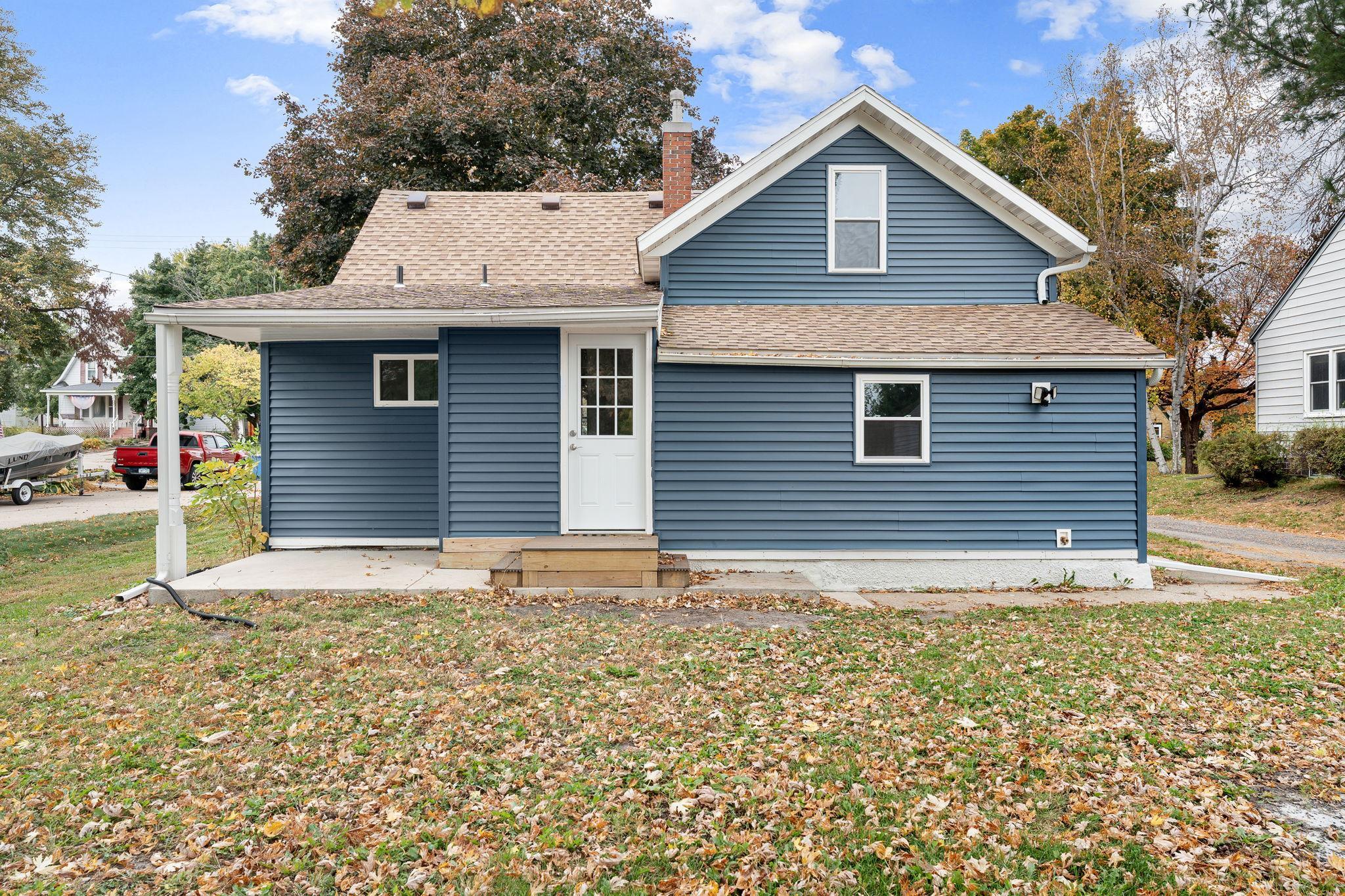 38-web-or-mls-1031-s-cedar-ave.jpg