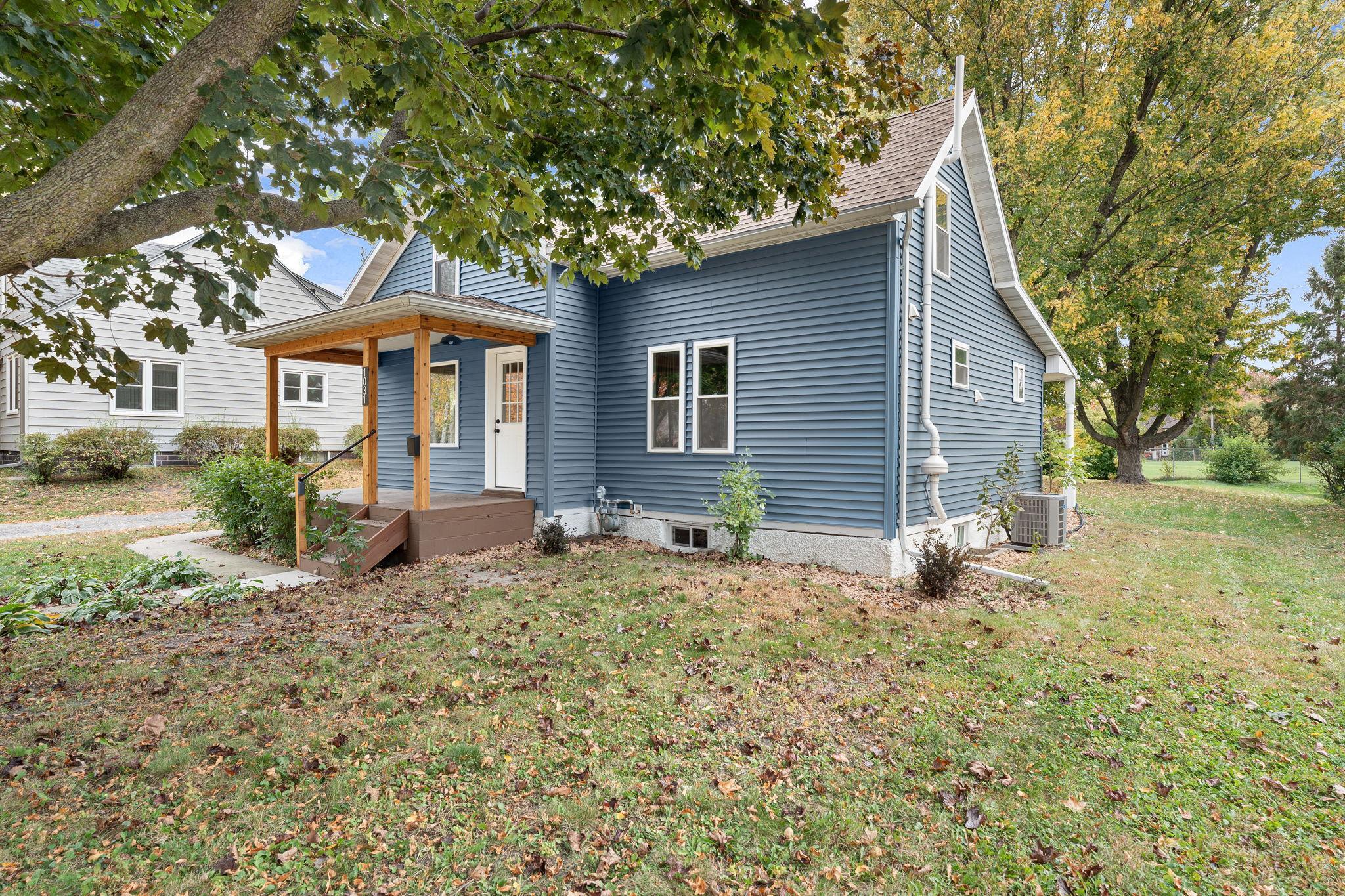 5-web-or-mls-1031-s-cedar-ave.jpg