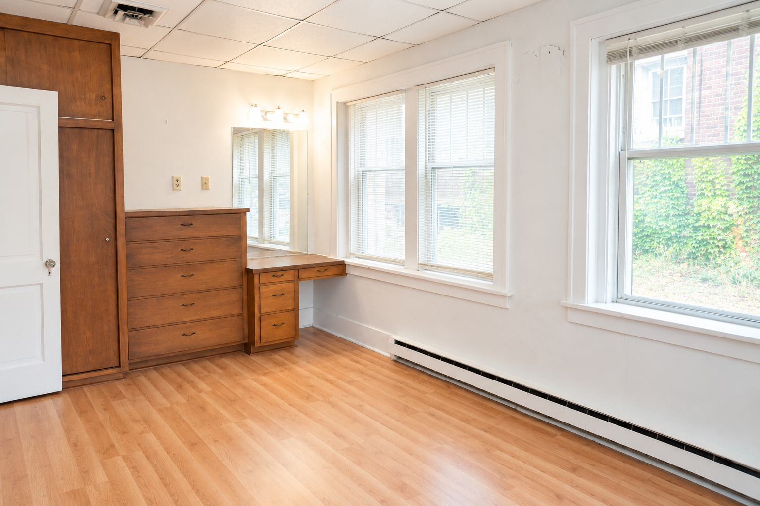 Unit 1 Bedroom.png