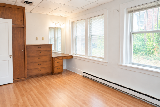 303 N Broad Street, Mankato, MN 56001