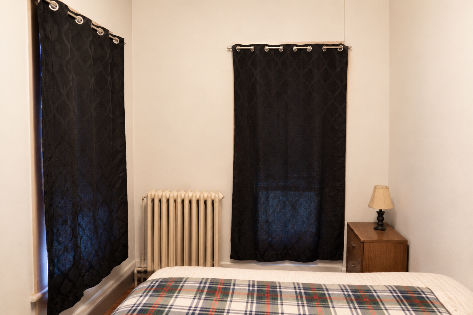 Unit 4 Bedroom.png