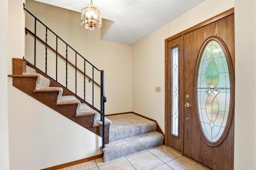 7100 Ivystone Avenue S, Cottage Grove, MN 55016