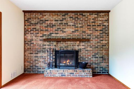 7100 Ivystone Avenue S, Cottage Grove, MN 55016