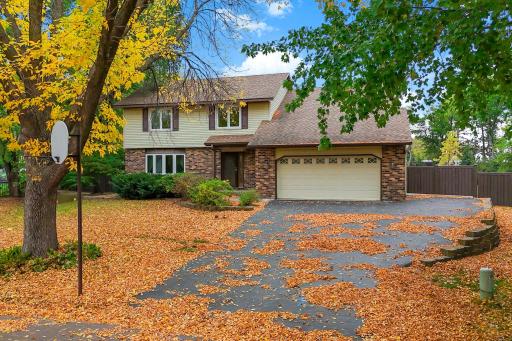 7100 Ivystone Avenue S, Cottage Grove, MN 55016