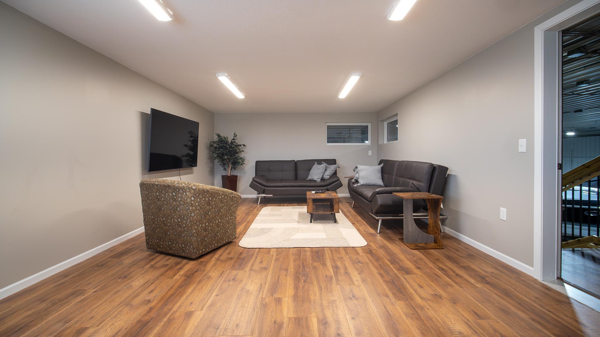 Suite B
