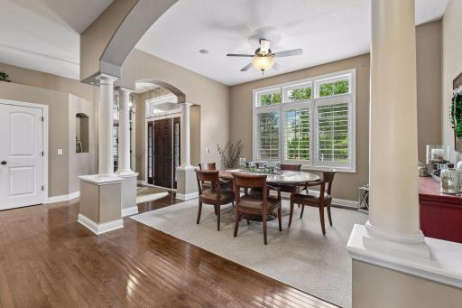 9487 Mcgee Way, Eden Prairie, MN 55347