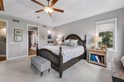 9487 Mcgee Way, Eden Prairie, MN 55347
