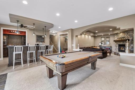 9487 Mcgee Way, Eden Prairie, MN 55347