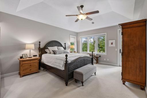 9487 Mcgee Way, Eden Prairie, MN 55347