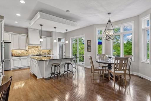 9487 Mcgee Way, Eden Prairie, MN 55347