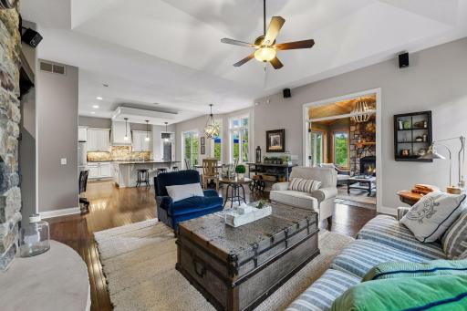 9487 Mcgee Way, Eden Prairie, MN 55347