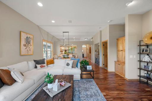 29-web-or-mls-1404 Beachcomber Blvd-284.jpg