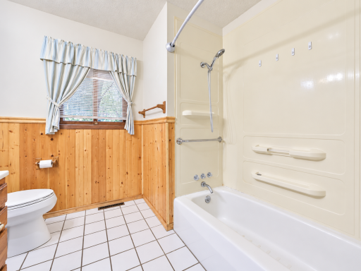 908 12th Avenue NE, Brainerd, MN 56401