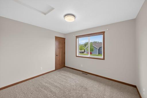4201 Dodge Lane NE, Rochester, MN 55906