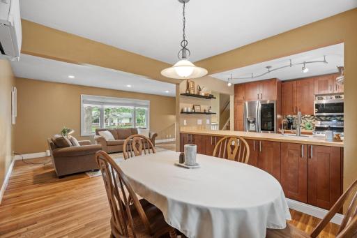 2216 E 114th Street, Burnsville, MN 55337